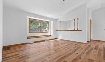 3024 E FOREST St, Appleton, WI 54915