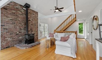 592 Sugar Rd, Bolton, MA 01740