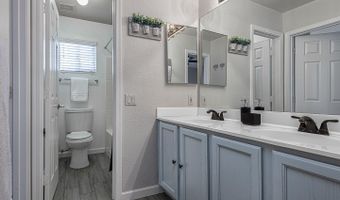 1282 W KESLER Ln, Chandler, AZ 85224