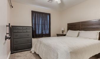1621 Park Ave, Chickasha, OK 73018