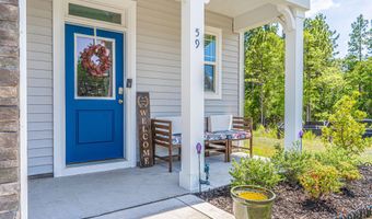 59 Walkabout Dr, Aberdeen, NC 28315