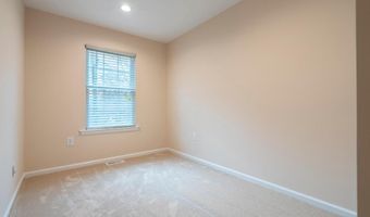 201 CHEROKEE Cir, Ambler, PA 19002