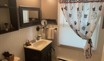 248 Tenawa Rd, Albrightsville, PA 18210