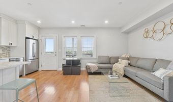 214-216 E Eagle St 5, Boston, MA 02128