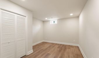 43864 ASHLAWN Ct, Ashburn, VA 20147