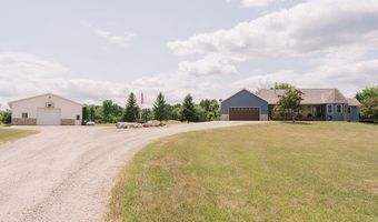 9199 50th St NW, Annandale, MN 55302