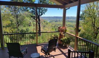 10458 Harmony Hills Dr, Aurora, IN 47001