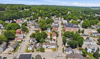 82 Hampshire St, Auburn, ME 04210