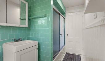 1 Hope St, Lincoln, RI 02865