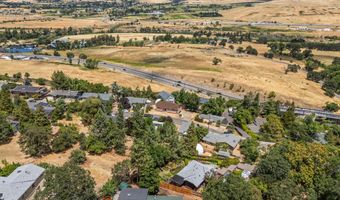 1179 N Main St, Ashland, OR 97520