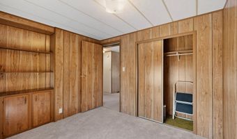 2135 Winchester Dr, Bosque Farms, NM 87068