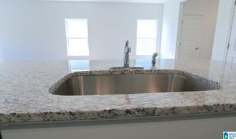 305 CREEK BEND Ln, Alabaster, AL 35007