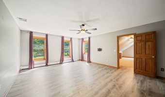 225 Bethmour Rd, Bethany, CT 06524
