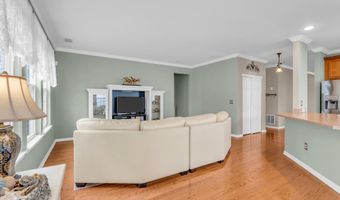 5 Minot Light Ct, Barnegat, NJ 08005