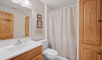 10555 56th St NE, Albertville, MN 55301