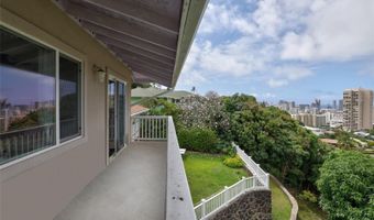 2069 Mauna Pl, Honolulu, HI 96822