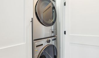 304 K St NE 2PH, Washington, DC 20002