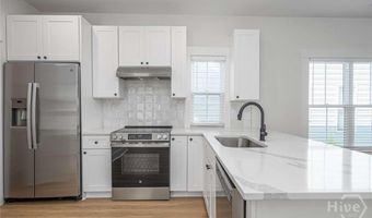1205 E Bolton St, Savannah, GA 31404
