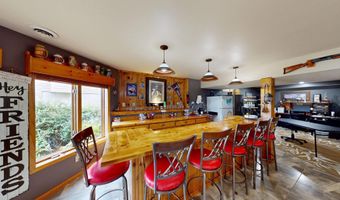 1906 Greenwood Dr, Albert Lea, MN 56007