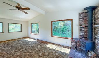 96134 FOXGLOVE Way, Brookings, OR 97415