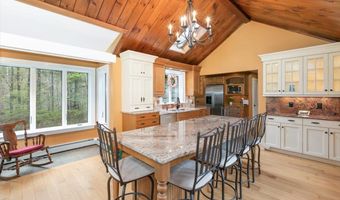 149 Pheasant Run Dr, Chester, NH 03036
