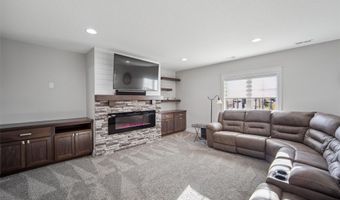 25018 Eagle Vista Dr, Adel, IA 50003