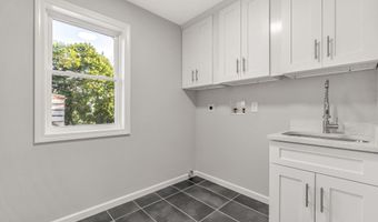 77 Oliver St, Bridgeport, CT 06606