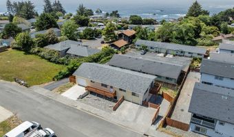 749 1ST St, Brookings, OR 97415