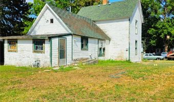 214 S 4th St, Bridger, MT 59014