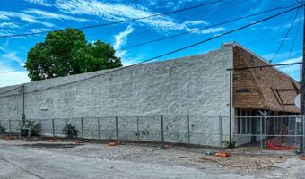 110 N Wickham St, Alvord, TX 76225
