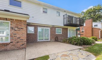 2222 Delaware Dr, Ann Arbor, MI 48103
