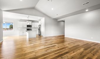 4722 ROYAL Dr, Albany, OR 97321