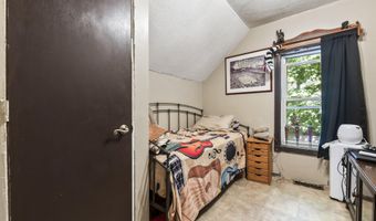 30 S Park St, Bangor, ME 04401