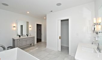 10 RICHARDS Way, Ambler, PA 19002