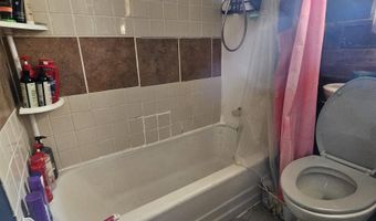 415 W 15th St, Auburn, IN 46706