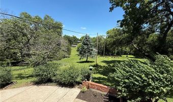 404 N 14th St, Atchison, KS 66002