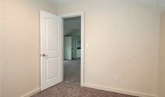 29 York St, Angola, NY 14006