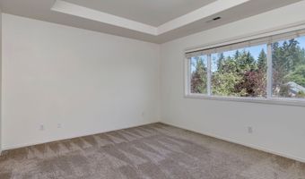 16985 NW SHADOW HILLS Ln, Beaverton, OR 97006