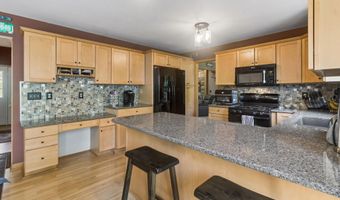 6527 Genaw Rd, Algonac, MI 48001