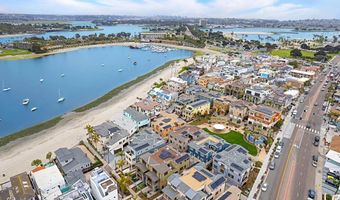 803 Kennebeck Ct, San Diego, CA 92109