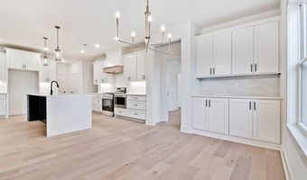 6 Kintyre Pl, Bella Vista, AR 72715