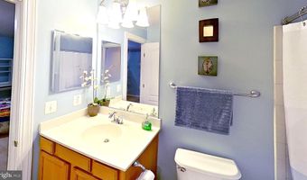 601 ACCOTON Dr, Accokeek, MD 20607