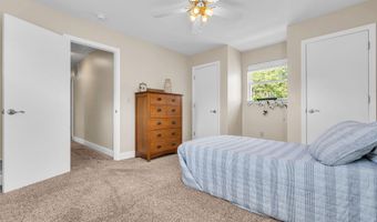 16 SHELLI Ter, Barnegat, NJ 08005