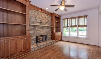 105 Stonewood Trl, Ball Ground, GA 30107