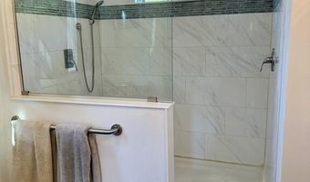 21 Pioneer Way, Aurora, ME 04408