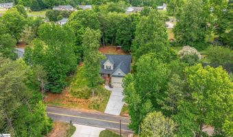 403 Palmetto Dr, Greer, SC 29651