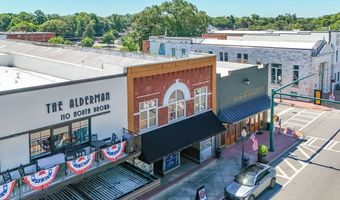 106 Broad St, Bainbridge, GA 39817