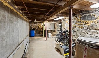 444 W Auburn Rd, Auburn, ME 04210