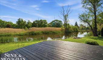 2122 Michigan St, Algonac, MI 48001