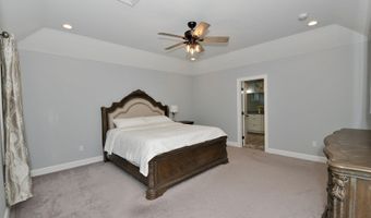 79 New Boston Rd, Bedford, NH 03110